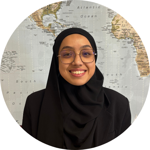 Portrait de Seliha, Chargée de communication dans votre agence de voyages Cap Croisières Voyages